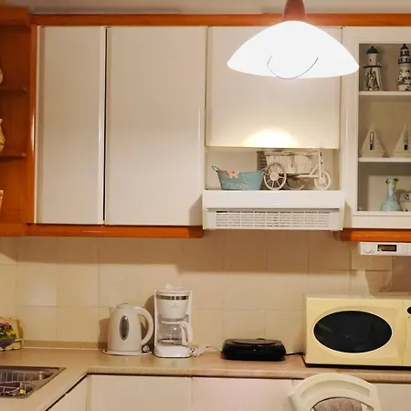 Pine & View Apartment Pefkochori
